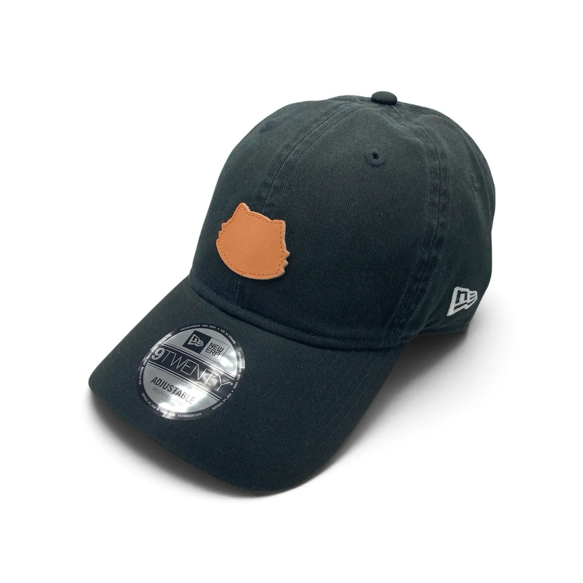 NEW ERA 920 BLACK レザーはんニャリン